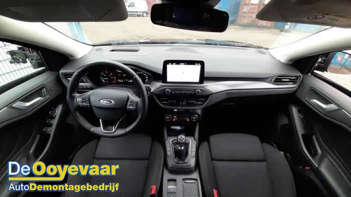 Ford Focus 4 Wagon 1.5 EcoBlue 120 Sloopvoertuig (2019, Metallic, Zwart)