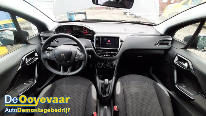 Peugeot 208 I 1.2 Vti 12V PureTech 82 Sloopvoertuig (2016, Grijs)