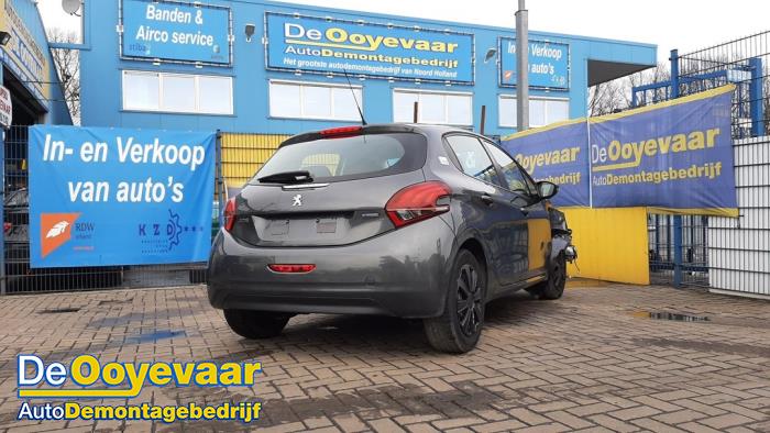 Peugeot 208 I 1.2 Vti 12V PureTech 82 Sloopvoertuig (2016, Grijs)