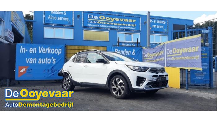 Kia Stonic 1.0i T-GDi 12V Eco-Dynamics+ Sloopvoertuig (2021, Metallic, Wit, Zwart)
