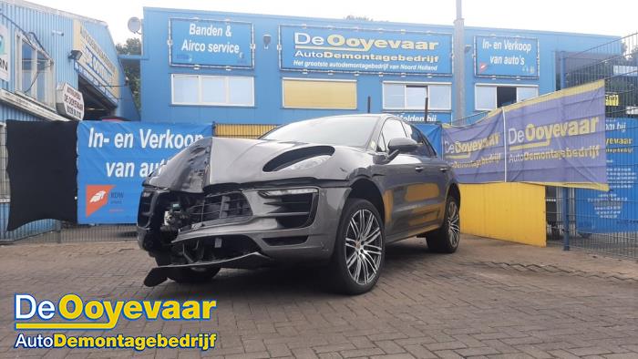 Porsche Macan 3.0 S Diesel V6 24V Sloopvoertuig (2015, Metallic, Grijs)
