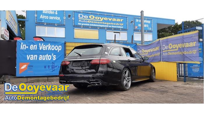 Mercedes E Estate AMG 4.0 E-63 S AMG V8 Turbo 4-Matic+ Sloopvoertuig (2017, Zwart)