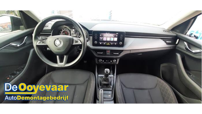 Skoda Kamiq 1.0 TSI 12V Sloopvoertuig (2020, Zwart)