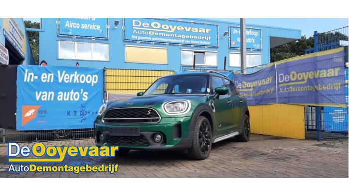 Mini Countryman 1.5 TwinPower Turbo 12V Cooper SE ALL4 Sloopvoertuig (2022, Groen)