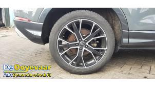 Audi Q3 1.5 35 TFSI 16V Mild Hybrid Sloopvoertuig (2020, Metallic, Grijs)