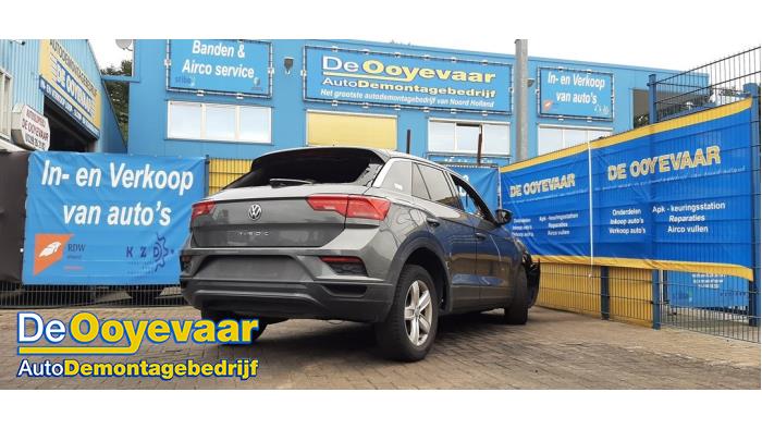Volkswagen T-Roc I 1.0 TSI 12V BlueMotion Sloopvoertuig (2018, Grijs)