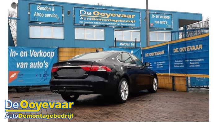Jaguar XF 2.0d 180 16V Sloopvoertuig (2016, Blauw)
