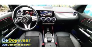 Mercedes GLA 1.3 180 Turbo 16V Sloopvoertuig (2021, Grijs)