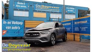 Mercedes GLA 1.3 180 Turbo 16V Sloopvoertuig (2021, Grijs)