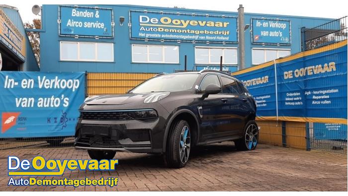 Lynk & Co 01 1.5 PHEV Sloopvoertuig (2021, Zwart)
