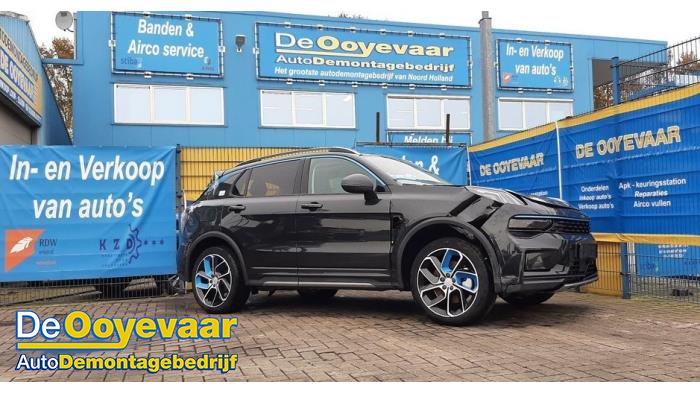 Lynk & Co 01 1.5 PHEV Sloopvoertuig (2021, Zwart)