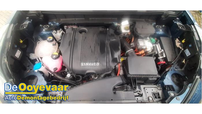 Lynk & Co 01 1.5 PHEV Sloopvoertuig (2021, Blauw)