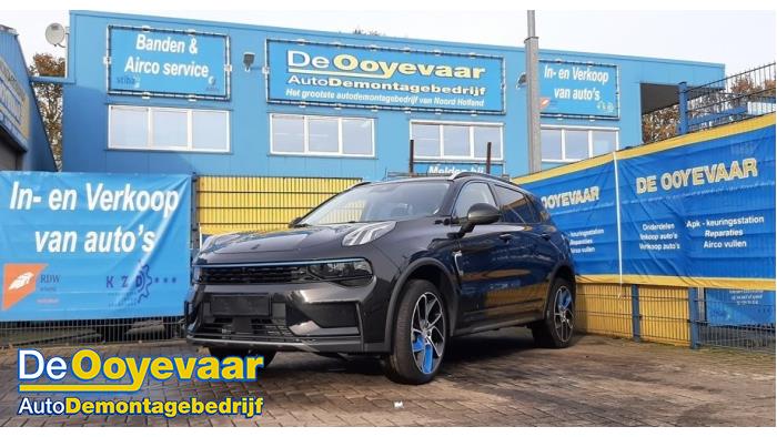 Lynk & Co 01 1.5 PHEV Sloopvoertuig (2022, Zwart)