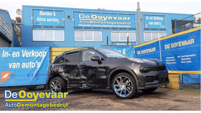 Lynk & Co 01 1.5 PHEV Sloopvoertuig (2022, Zwart)