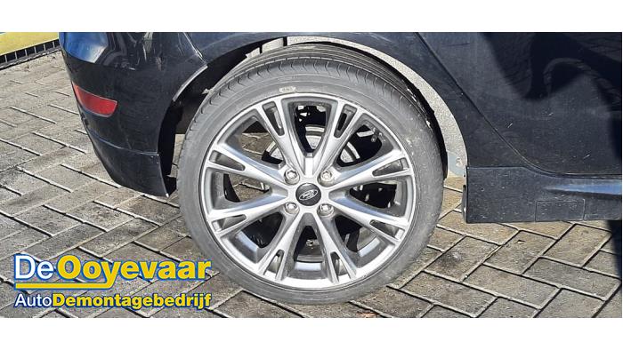 Ford Fiesta 6 1.0 EcoBoost 12V 100 Sloopvoertuig (2017, Zwart)