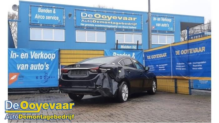 Mazda 6 2.0 SkyActiv-G 165 16V Sloopvoertuig (2017, Zwart)