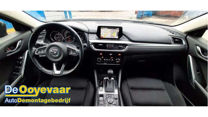 Mazda 6 2.0 SkyActiv-G 165 16V Sloopvoertuig (2017, Zwart)