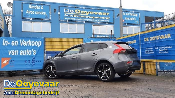 Volvo V40 1.6 T3 GTDi 16V Sloopvoertuig (2012, Grijs)
