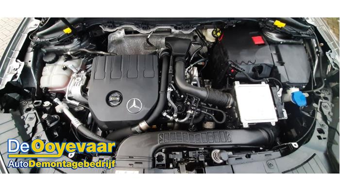 Mercedes GLA 1.3 200 Turbo 16V Sloopvoertuig (2021, Grijs)