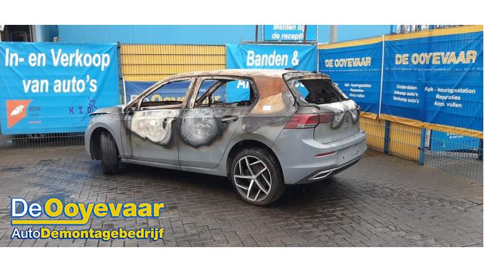 Volkswagen Golf VIII 1.5 eTSI 16V Sloopvoertuig (2020, Grijs)