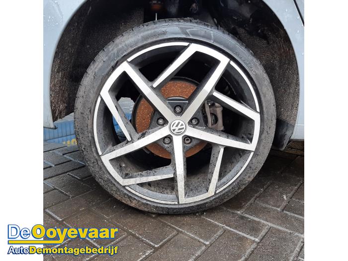 Volkswagen Golf VIII 1.5 eTSI 16V Sloopvoertuig (2020, Grijs)