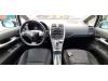 Toyota Auris 1.8 16V HSD Full Hybrid Sloopvoertuig (2010, Grijs)