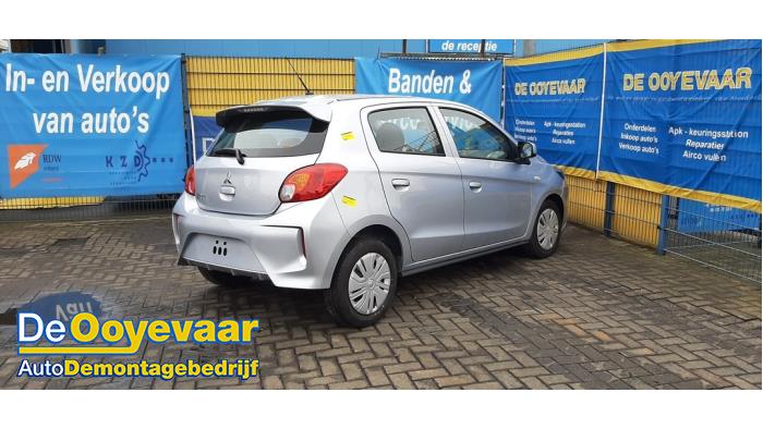 Mitsubishi Space Star 1.2 12V Sloopvoertuig (2023, Grijs)