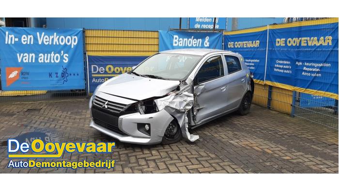 Mitsubishi Space Star 1.2 12V Sloopvoertuig (2023, Grijs)