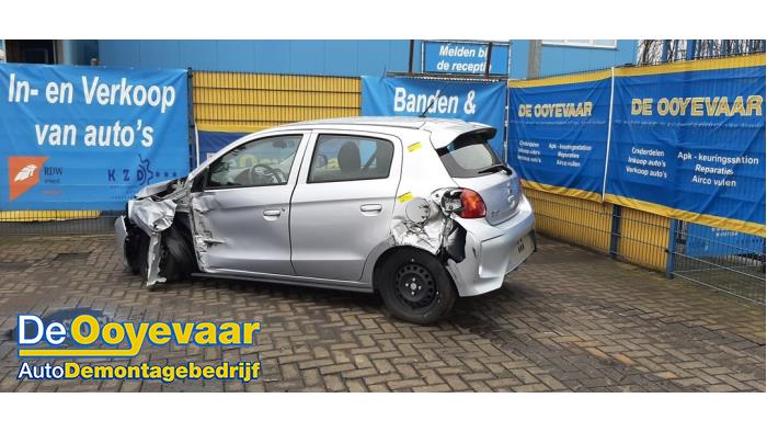 Mitsubishi Space Star 1.2 12V Sloopvoertuig (2023, Grijs)