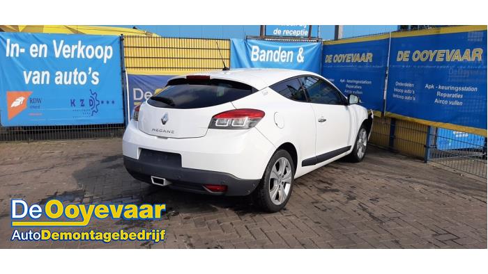 Renault Megane III Coupe 1.4 16V TCe 130 Sloopvoertuig (2009, Wit)