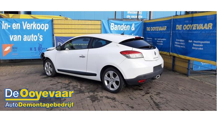 Renault Megane III Coupe 1.4 16V TCe 130 Sloopvoertuig (2009, Wit)