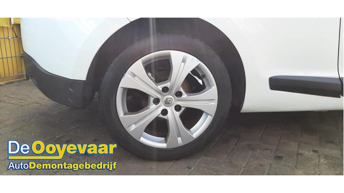 Renault Megane III Coupe 1.4 16V TCe 130 Sloopvoertuig (2009, Wit)