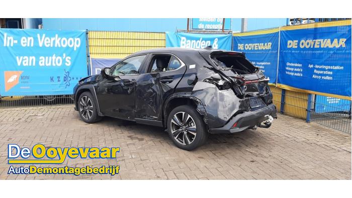 Lexus UX 250h 2.0 16V Sloopvoertuig (2019, Zwart)