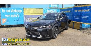 Lexus UX 250h 2.0 16V Sloopvoertuig (2019, Zwart)