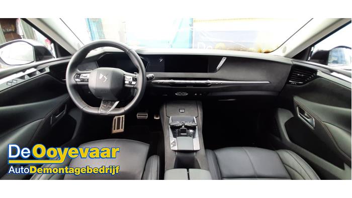 DS Automobiles DS 4 1.6 16V E-Tense 225 Sloopvoertuig (2022, Grijs)