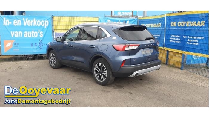 Ford Kuga III 2.5 PHEV 16V Sloopvoertuig (2021, Blauw)