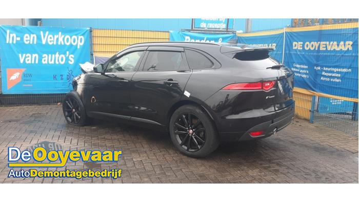 Jaguar F-Pace 2.0 D 180 16V AWD Sloopvoertuig (2018, Zwart)