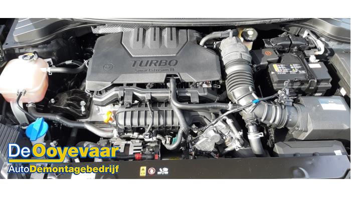 Kia Stonic 1.0i T-GDi 12V Eco-Dynamics+ Sloopvoertuig (2022, Zwart)