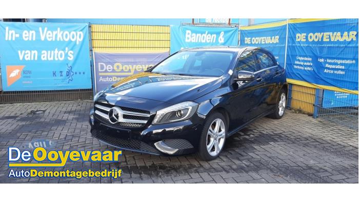 Mercedes A 1.5 A-180 CDI, A-180d 16V Sloopvoertuig (2014, Zwart)