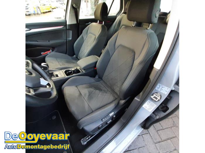 Volkswagen Golf VIII 1.0 TSI 12V Sloopvoertuig (2021, Grijs)