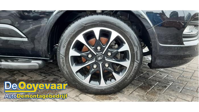 Ford Transit Custom 2.0 TDCi 16V Eco Blue 185 Sloopvoertuig (2020, Zwart)