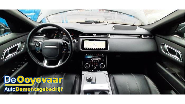 Landrover Velar Sloopvoertuig (2019, Zwart)