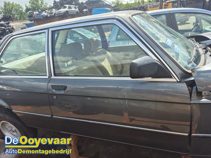 BMW 3 serie 316 Sloopvoertuig (1982, Grijs)