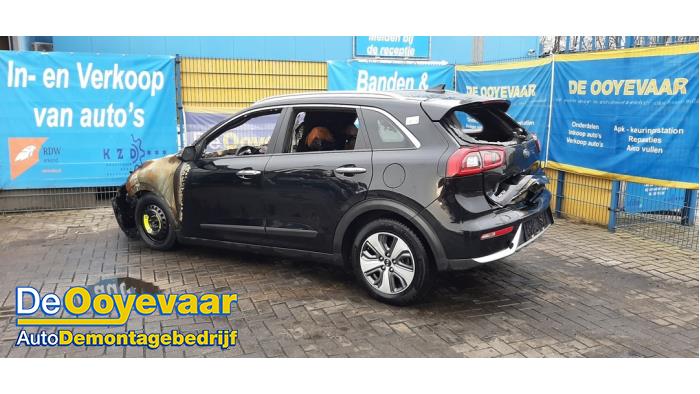 Kia Niro I 1.6 GDI Hybrid Sloopvoertuig (2019, Zwart)