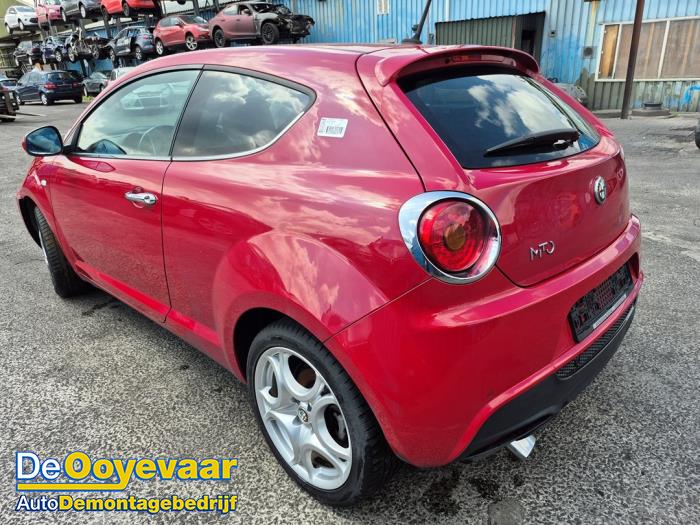 Alfa Romeo MiTo 0.9 TwinAir Sloopvoertuig (2014, Rood)