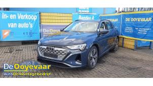 Audi Q8 E-tron 50 Quattro 95 kWh Sloopvoertuig (2023, Blauw)