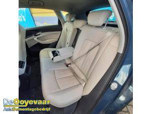 Audi Q8 E-tron 50 Quattro 95 kWh Sloopvoertuig (2023, Blauw)