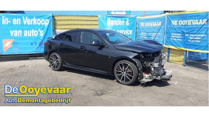 BMW 2 serie Gran Coupe 218i 1.5 TwinPower Turbo 12V Sloopvoertuig (2022, Zwart)
