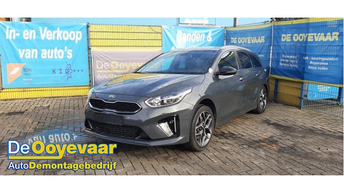 Kia Ceed Sportswagon 1.0i T-GDi 12V Sloopvoertuig (2021, Grijs)