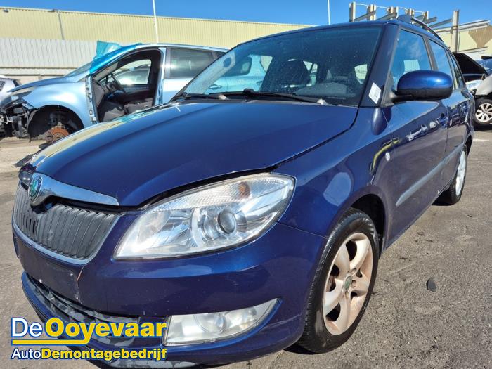 Skoda Fabia II Combi 1.2 TDI 12V Greenline Sloopvoertuig (2010, Blauw)